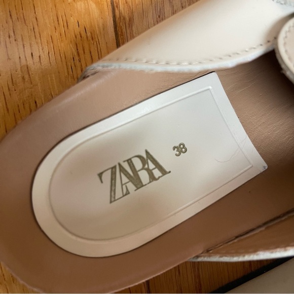 Zara Womens Beige Cream leather mules sandals with tassels & gold chain Sz 38 - Picture 8 of 15